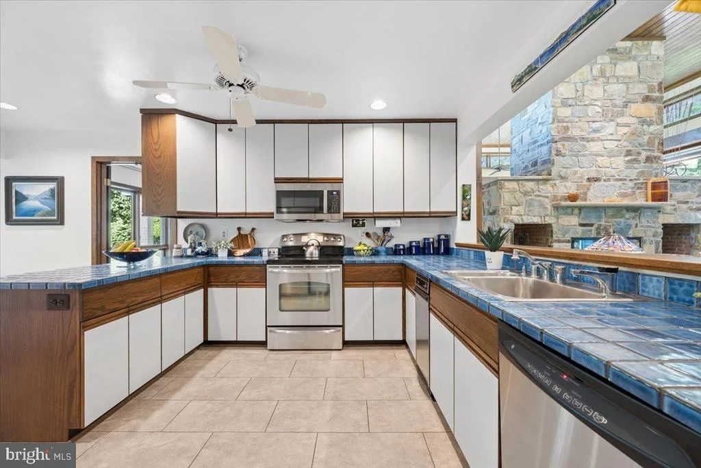 Photo of 17026 BARN RIDGE DRIVE