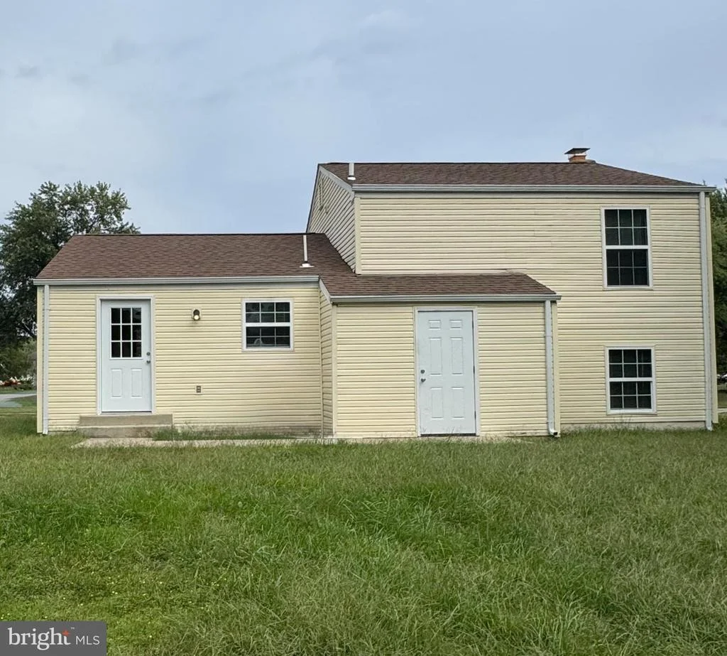 Photo of 1180 BANNISTER CIRCLE