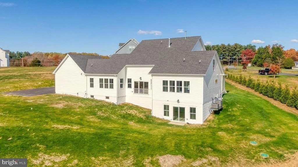 Photo of 2527A FOURLEAF DRIVE