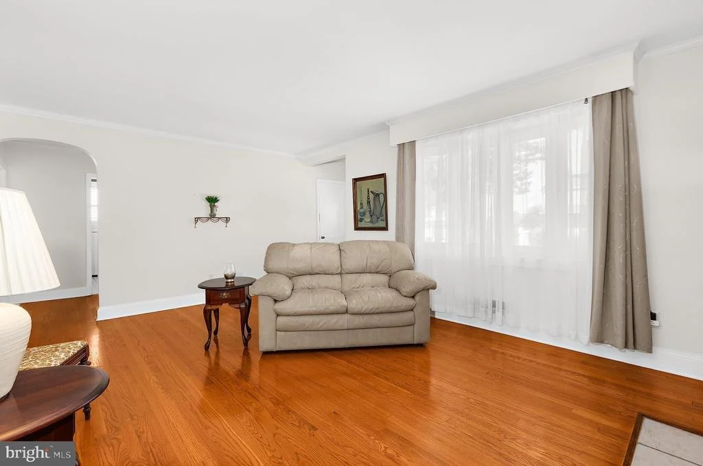 Photo of 545 FOREST VIEW ROAD
