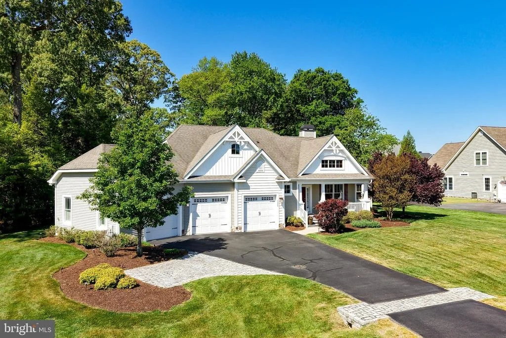Photo of 17322 MERLIN LANE