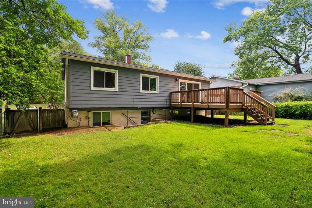 Photo of 9817 CHERRY TREE LANE
