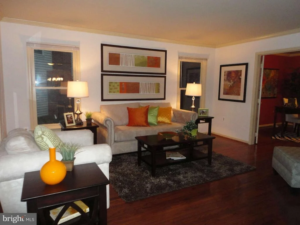 Photo of 21 LEATHERLEAF COURT