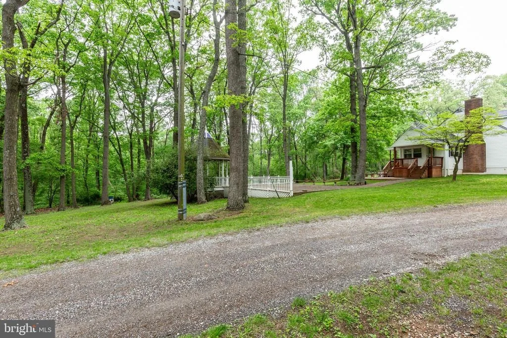 Photo of 622 STONE ROAD