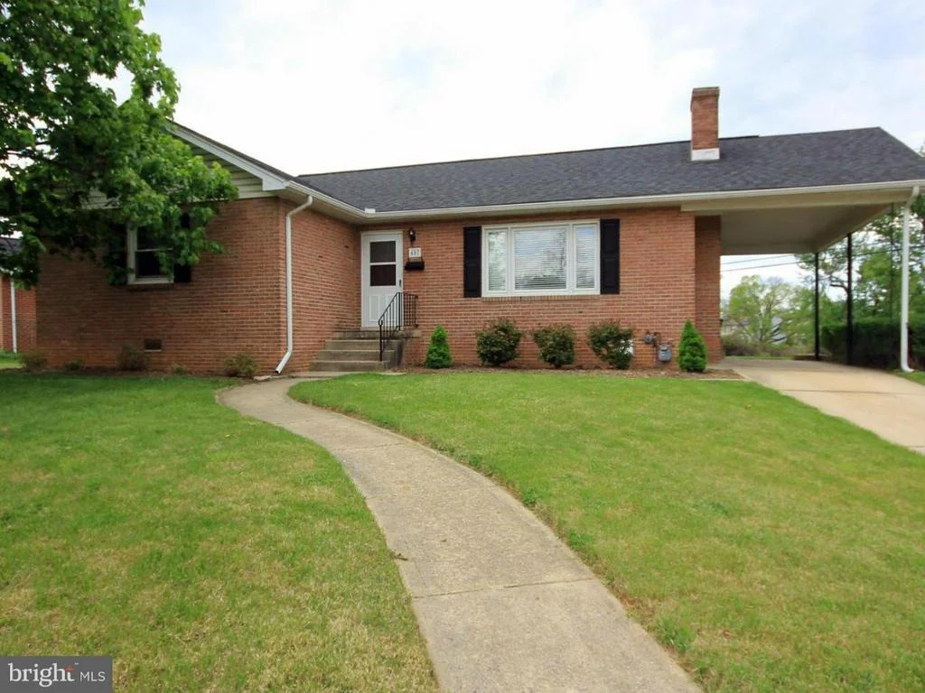Photo of 407 DELAWARE ROAD
