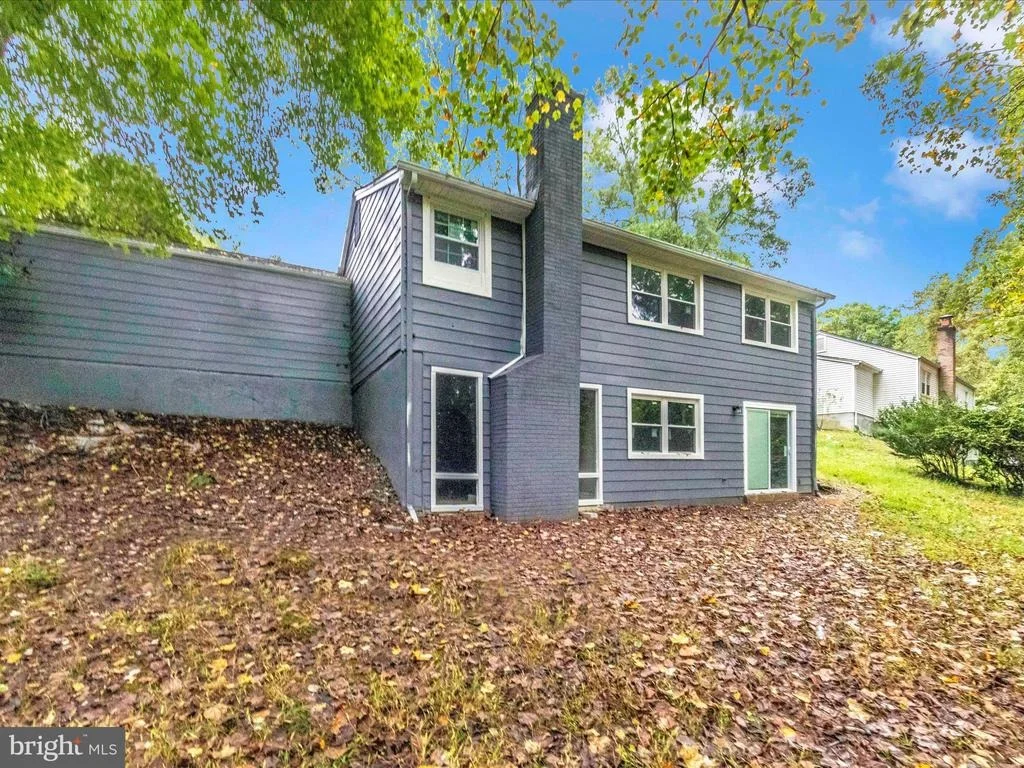 Photo of 9207 MIDLAND TURN