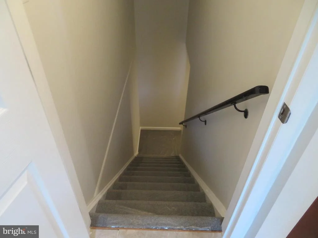 Photo of 1800 GAYFIELDS DRIVE