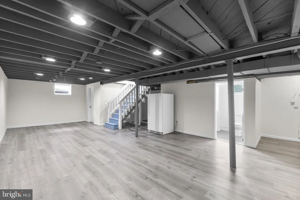 Photo of 3658 CLIFMAR ROAD