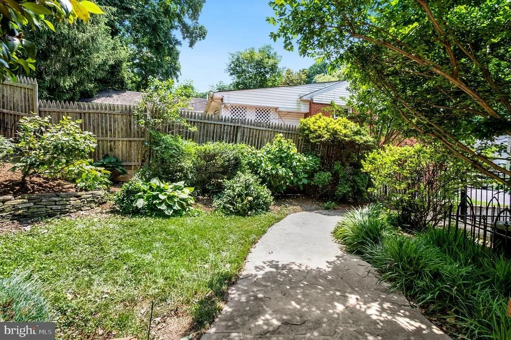 Photo of 11213 DEWEY ROAD