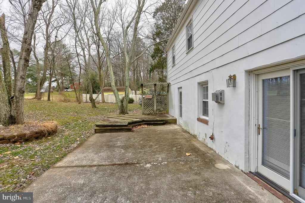 Photo of 6105 WINDHAM ROAD