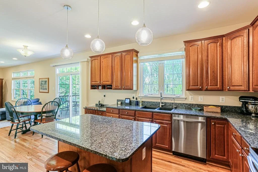 Photo of 9703 ROYAL CREST CIRCLE