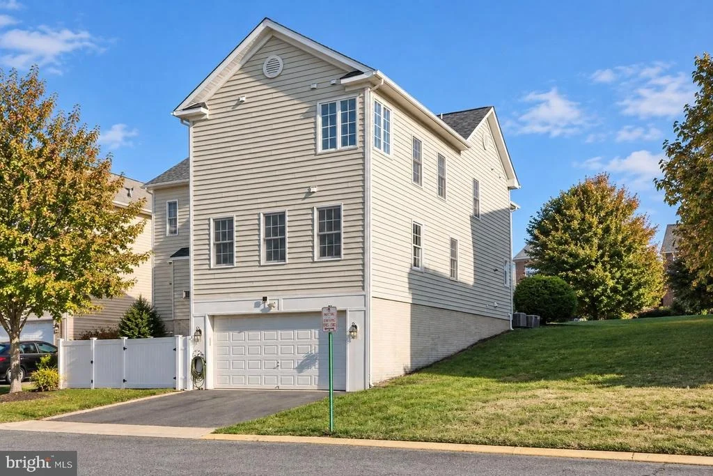 Photo of 2555 TRANSOM PLACE