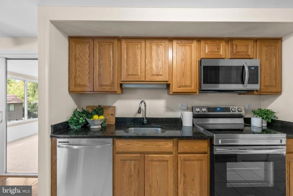 Photo of 8807 DRYSTRAW DRIVE