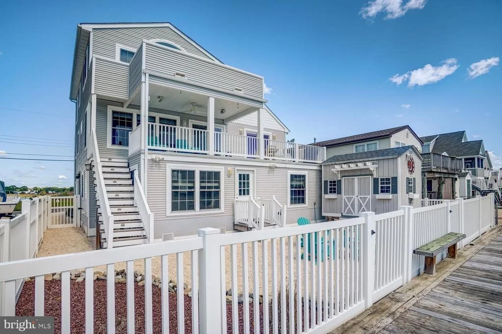 Photo of 20 CARROLL AVENUE