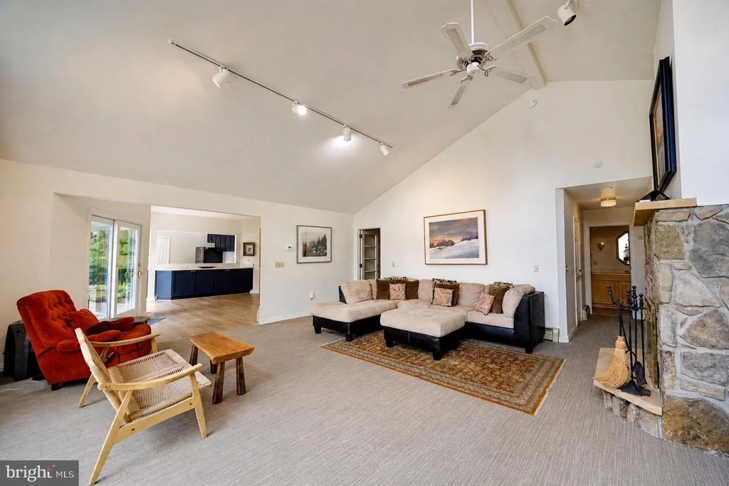 Photo of 701 SHORELINE DRIVE