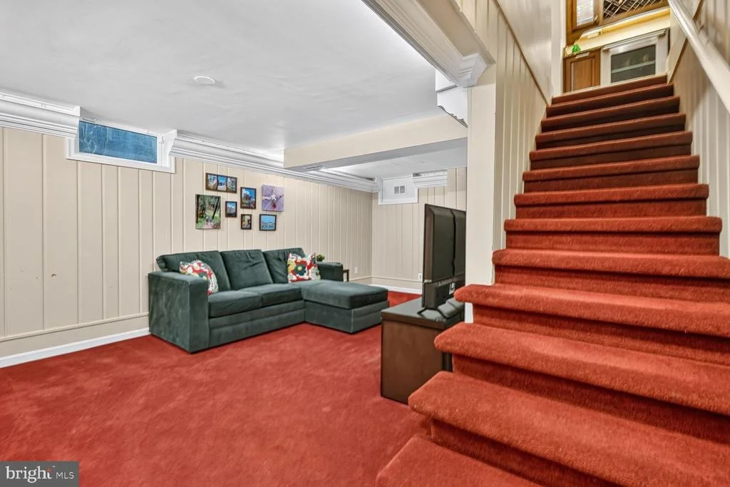 Photo of 10115 GATES AVENUE