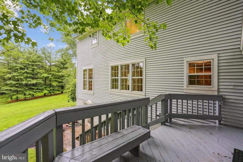 Photo of 22217 CREEKVIEW DRIVE