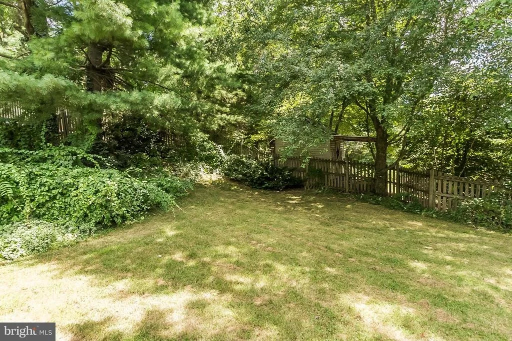 Photo of 19601 ISLANDER STREET