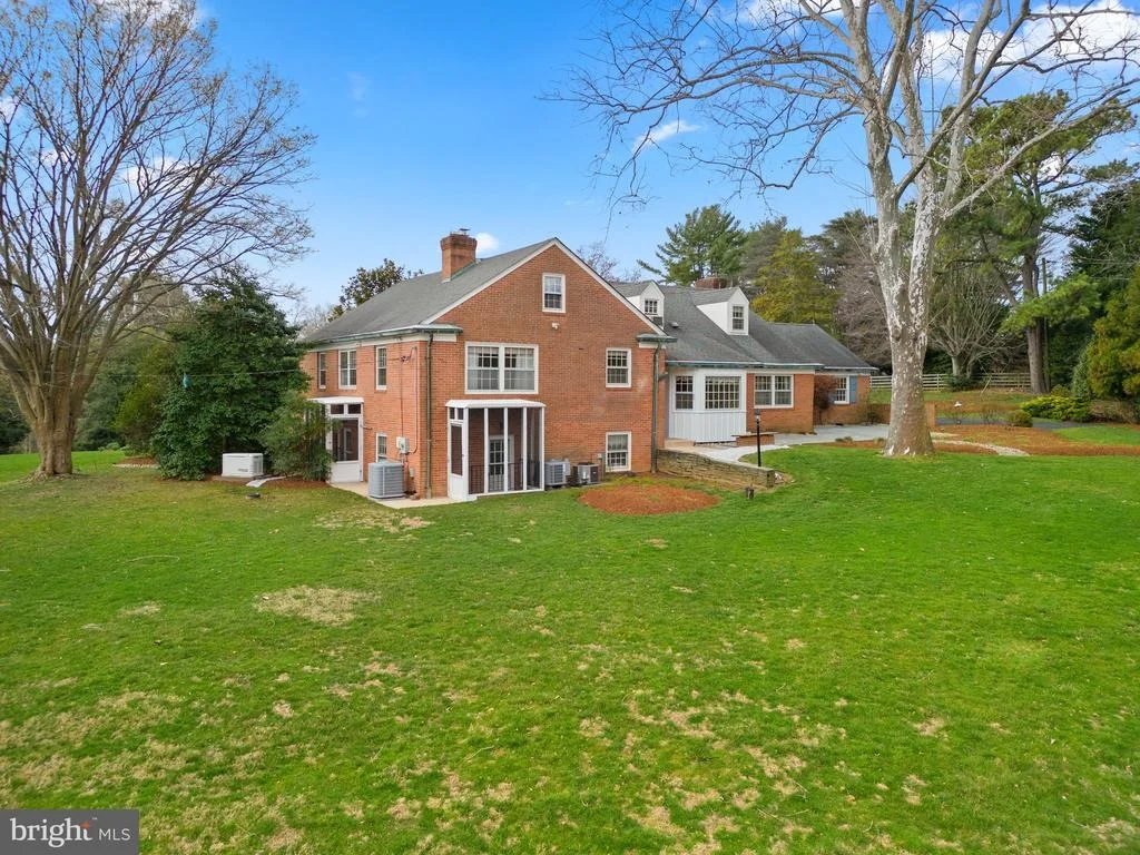 Photo of 1000 ASHLAND DRIVE
