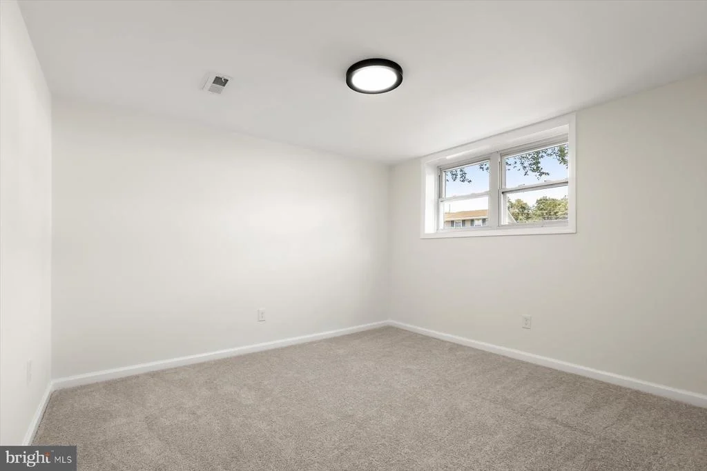 Photo of 602 LACEWOOD DRIVE