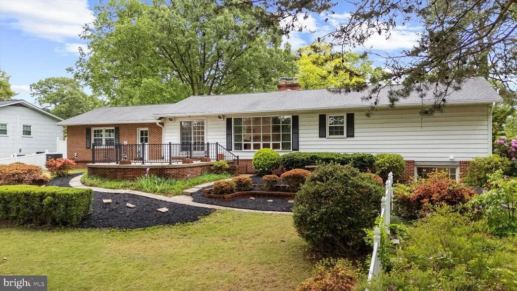 Photo of 748 EVERGREEN ROAD
