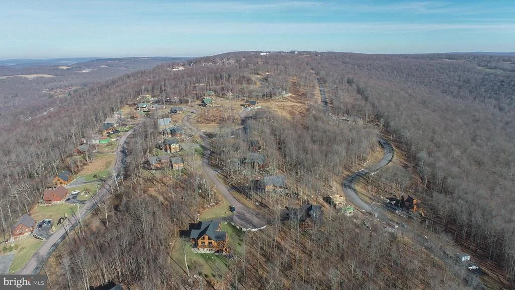 Photo of 90 HIGH ROAD CREST