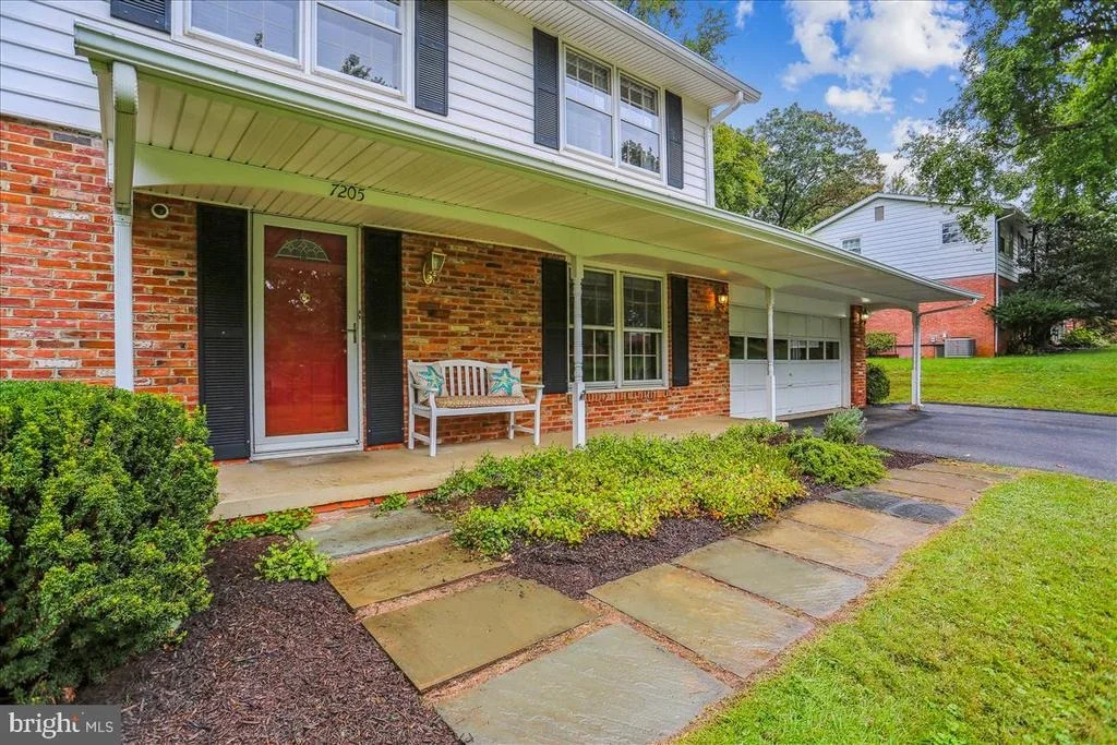 Photo of 7205 PANORAMA DRIVE