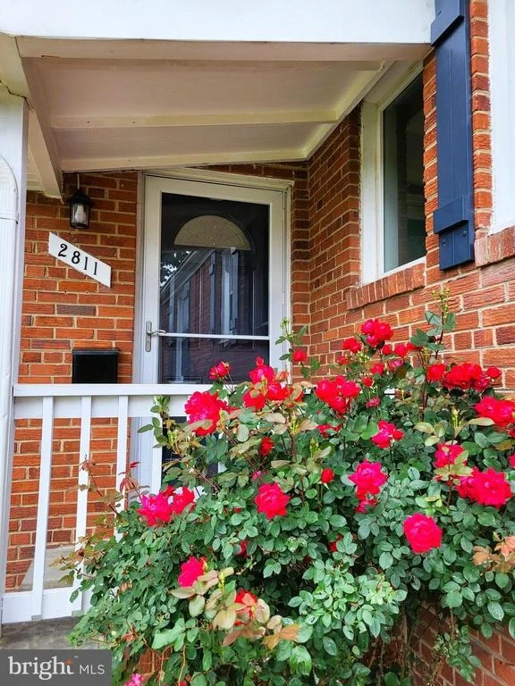 Photo of 2811 SCHOOL STREET