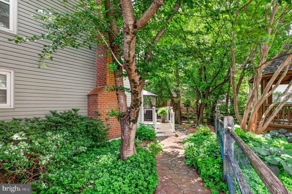 Photo of 14349 BROOKMERE DRIVE