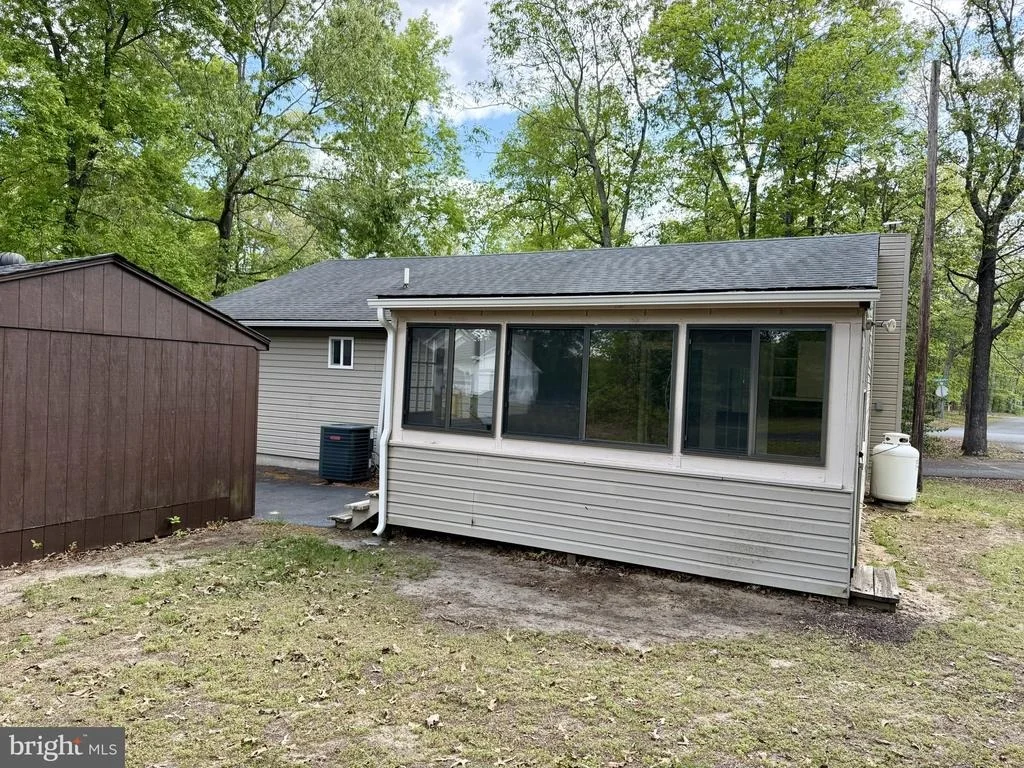 Photo of 25910 FOX GRAPE ROAD