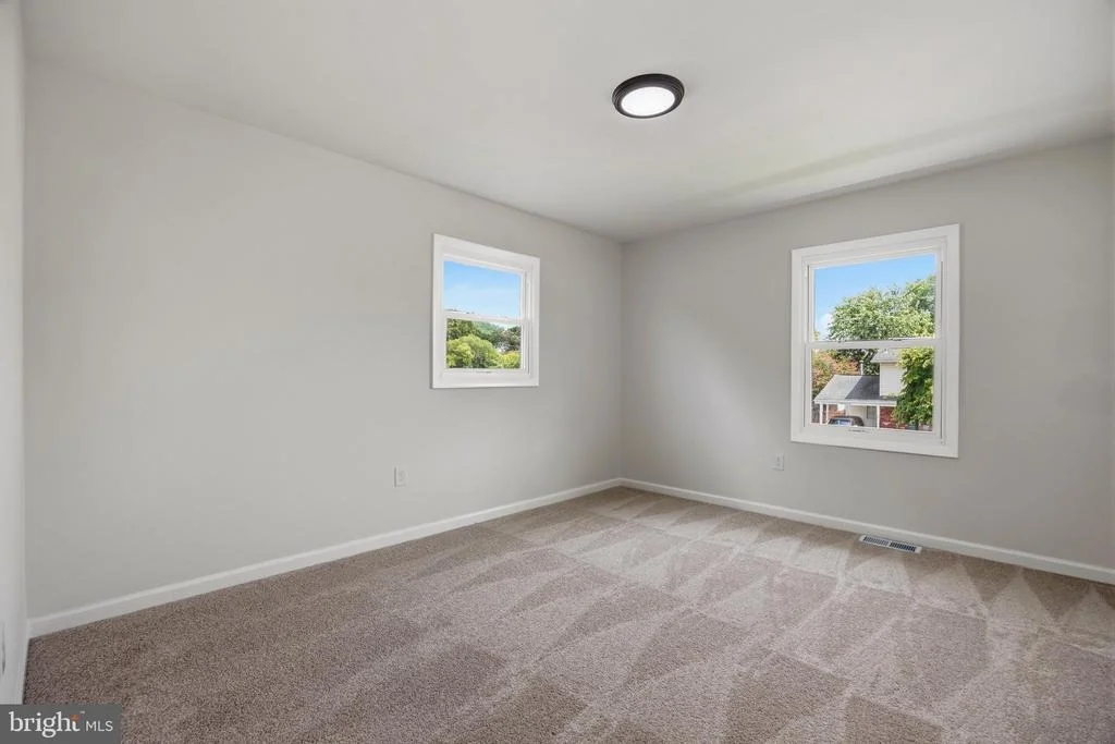 Photo of 984 FALL CIRCLE WAY