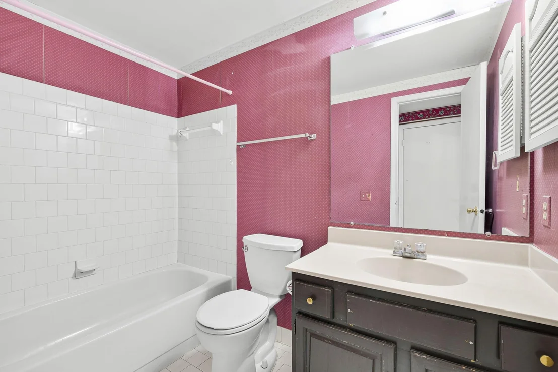 Photo of 13123 SERPENTINE WAY