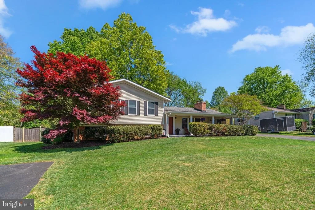 Photo of 804 OLIVE DRIVE