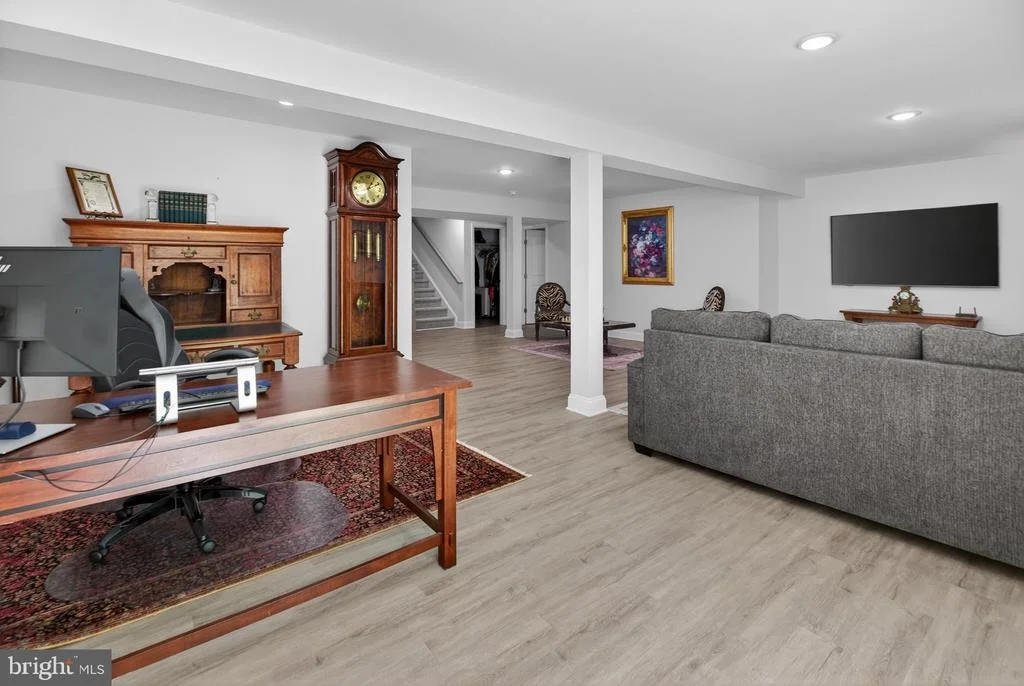 Photo of 18117 WEAVERS MILL LANE