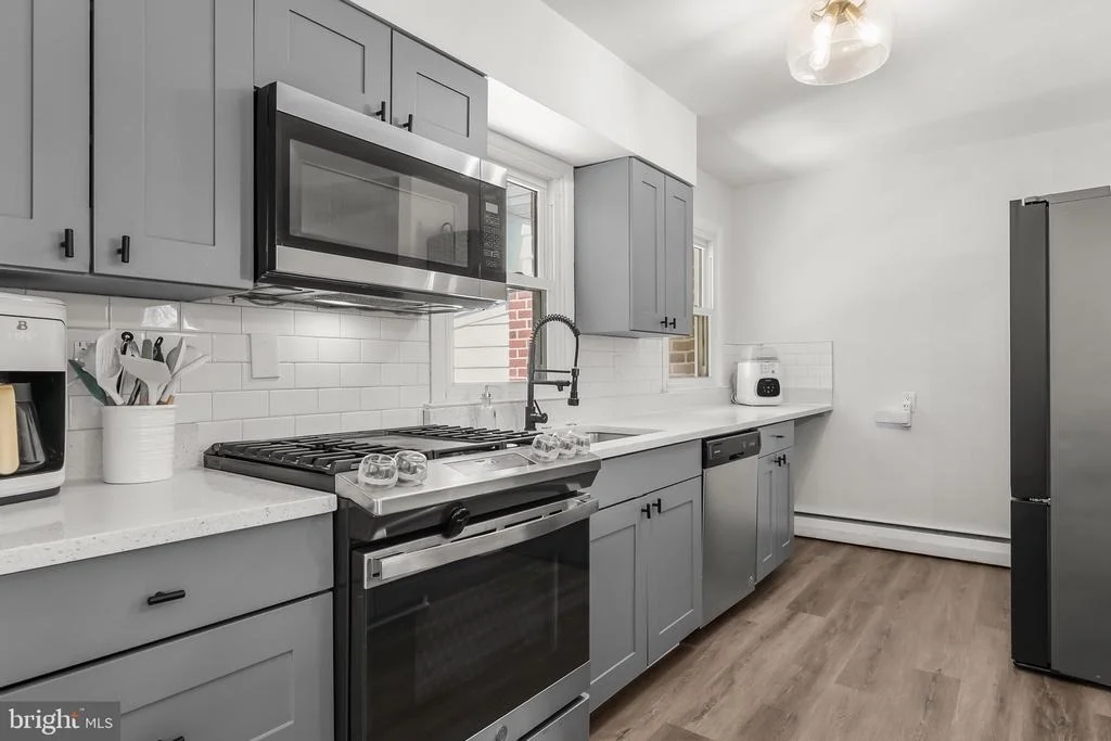 Photo of 906 SOUTHWICK DRIVE