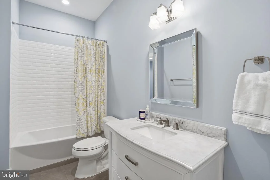 Photo of 1133 SPRINGVALE ROAD