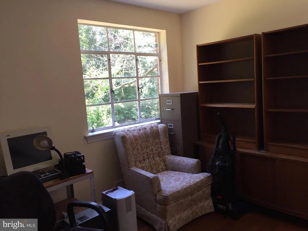 Photo of 12719 MEADOWOOD DRIVE