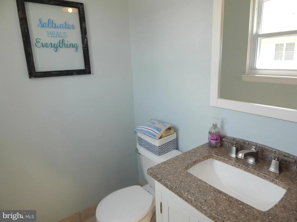 Photo of 107 PINEVIEW AVENUE