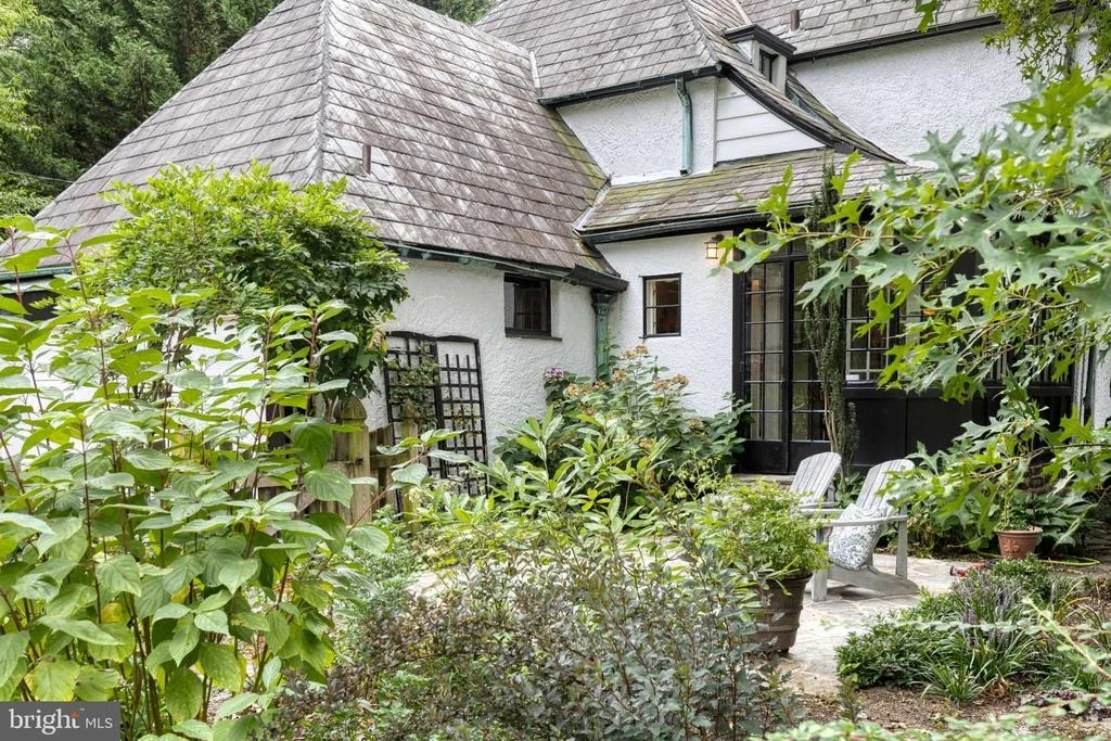 Photo of 304 TAPLOW ROAD