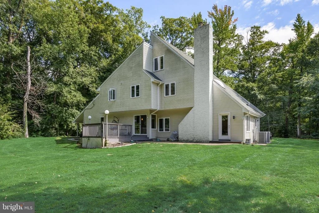 Photo of 1 BLOOMER DRIVE