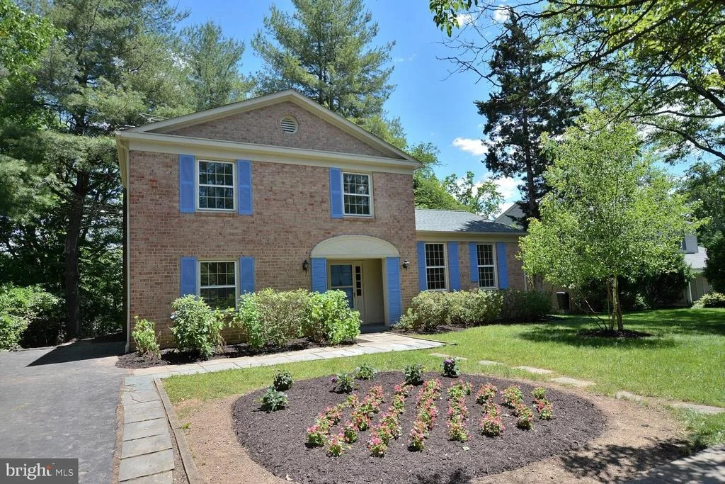 Photo of 2192 STRATTON DRIVE