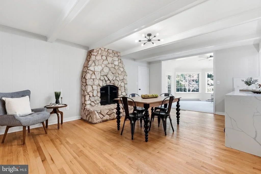 Photo of 28405 HONEYSUCKLE DRIVE