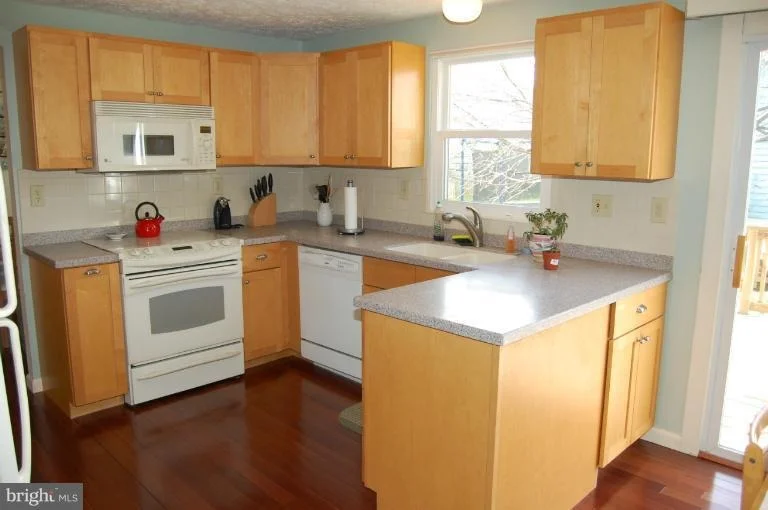 Photo of 6591 WHETSTONE DRIVE