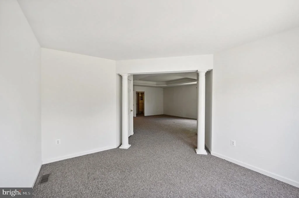 Photo of 2132 CHESTNUT LANE