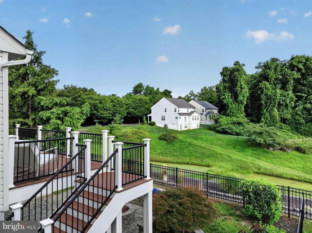 Photo of 810 MORAN DRIVE