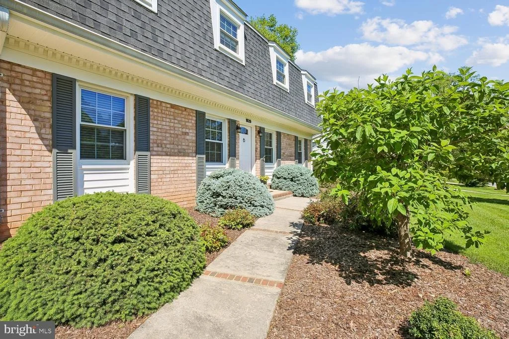 Photo of 1525 ARBOR VIEW ROAD