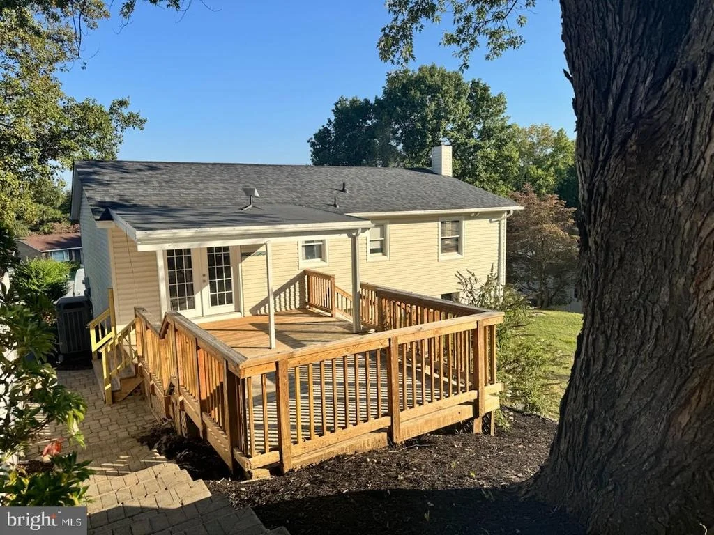 Photo of 7291 BEECHTREE LANE