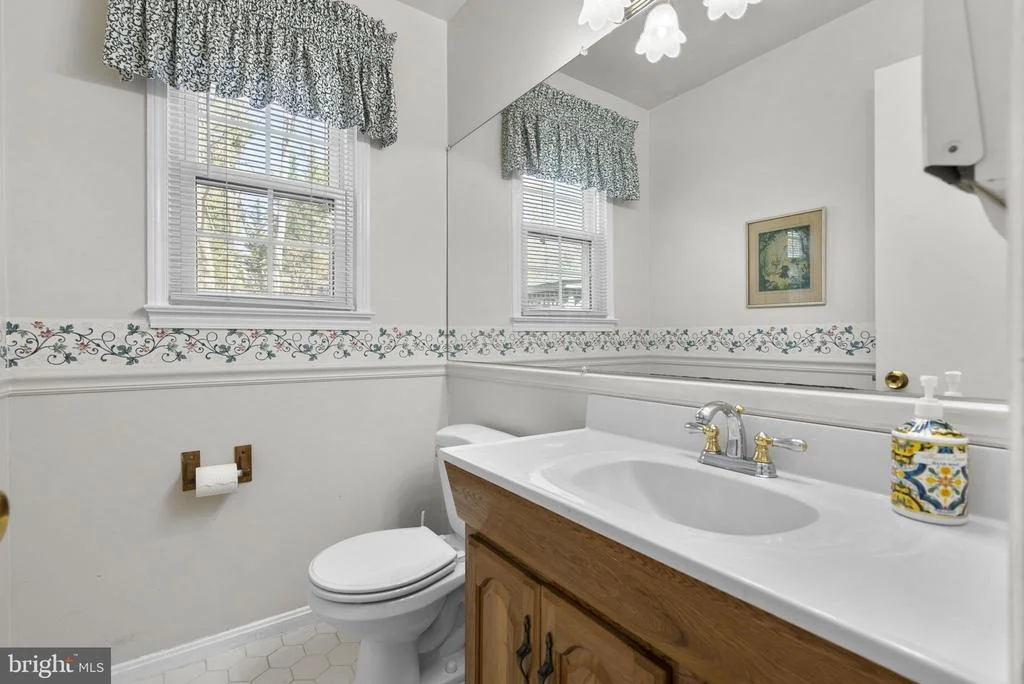 Photo of 4 ANSTED COURT