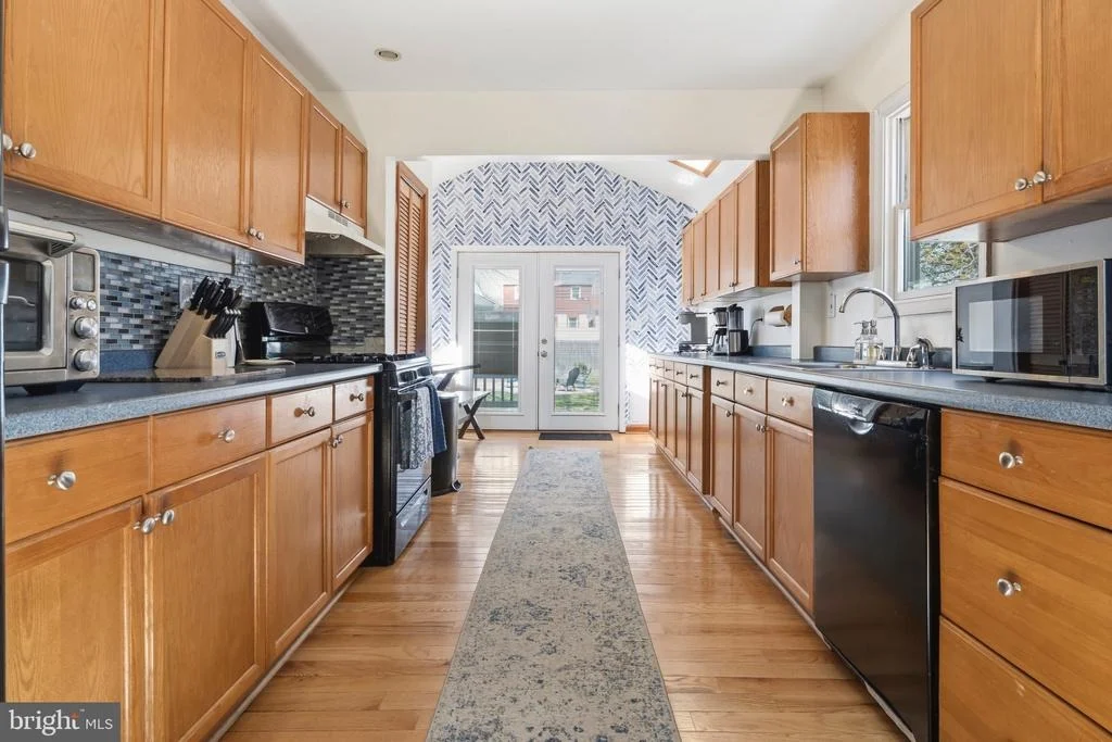 Photo of 171 FAIRFAX DRIVE