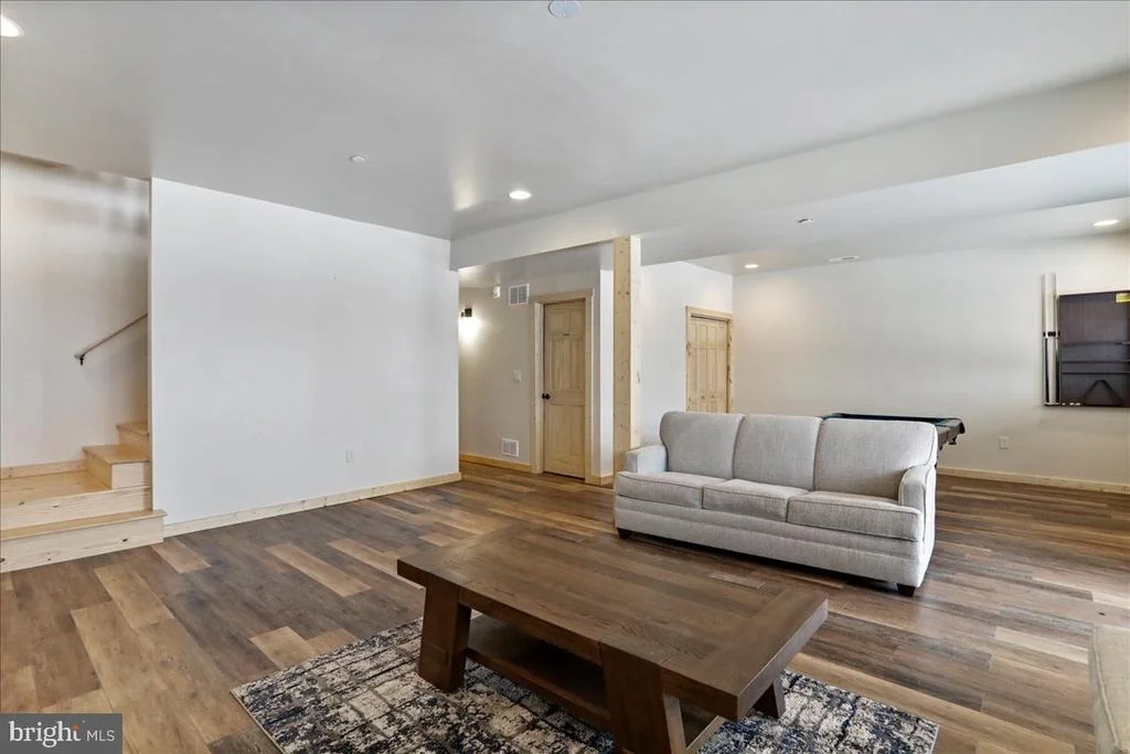 Photo of 957 N CAMP ROAD
